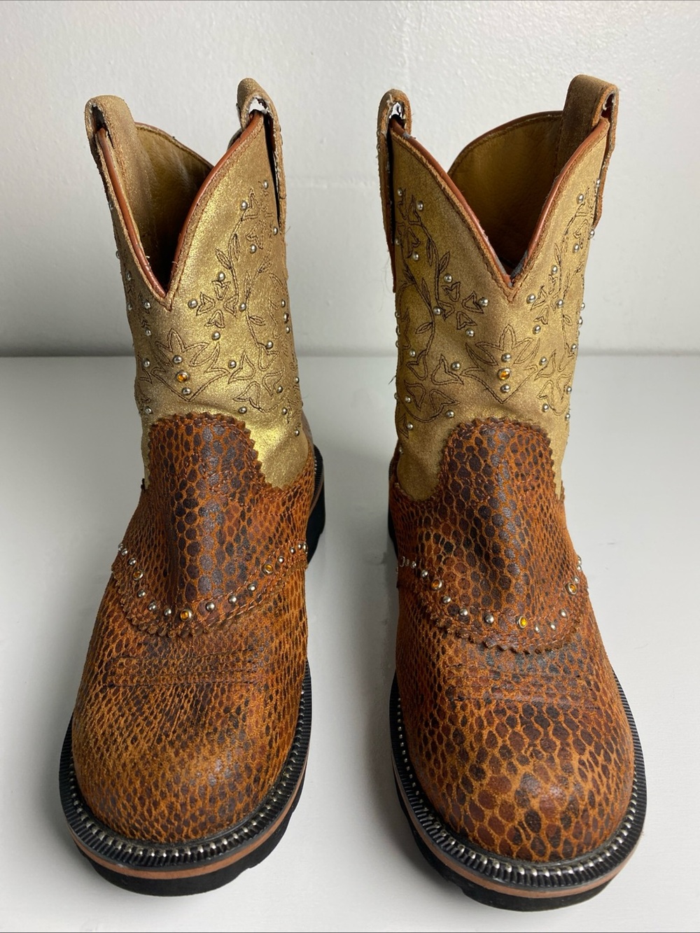 Ariat FatBaby Women’s 6.5B Western Boots Brown‎ Snake Print Studded Embroidered